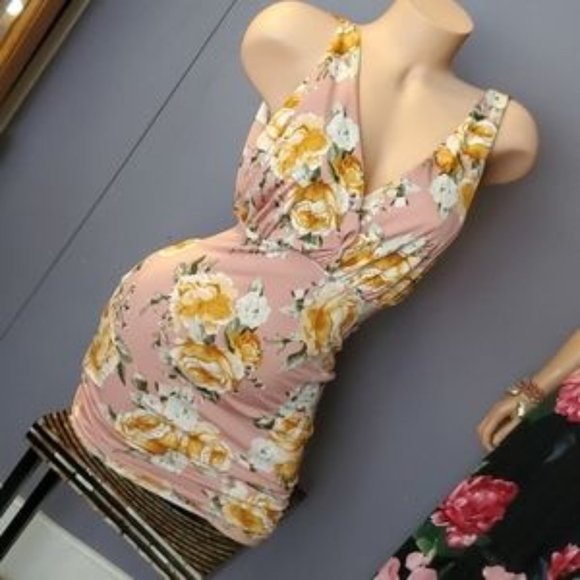 Dresses & Skirts - Sexy Blush Cocktail Dress